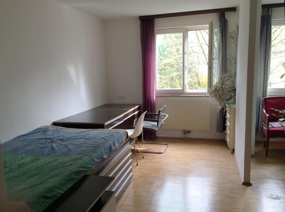 Room In Maisonette With Garden, Parking Place Vienna Esterno foto
