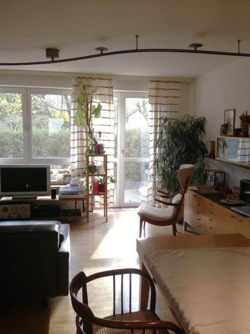 Room In Maisonette With Garden, Parking Place Vienna Esterno foto